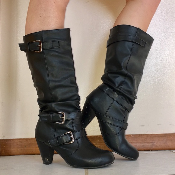 Black heeled boots - Picture 1 of 3
